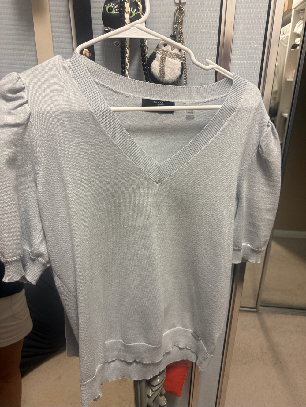 Tahari Light Blue V-Neck Puff Sleeve Knit Top